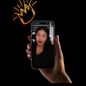 收聽M Produciendo的SOLO (feat. Christell Official) (Version Personal)歌詞歌曲