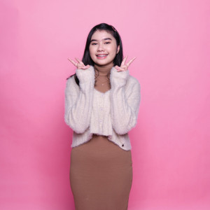 Dengarkan Ku Berbahagia lagu dari Olivia Cherie Comeito Siregar dengan lirik