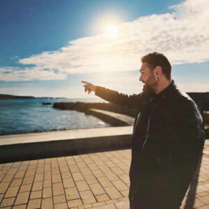 default playlist img