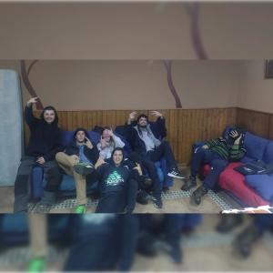 收聽Huasi的SOMBRA DEL TIEMPO (feat. Huse & RABA) (Explicit)歌詞歌曲