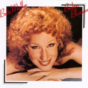 收聽Bette Midler的I Never Talk To Strangers (LP Version) (LP版)歌詞歌曲