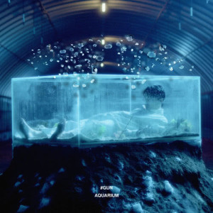 收听샵건的AQUARIUM歌词歌曲