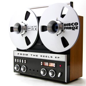 ดาวน์โหลดและฟังเพลง Just a Groove พร้อมเนื้อเพลงจาก Disco Freqz