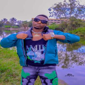 Listen to Ondengyire song with lyrics from Mr Real