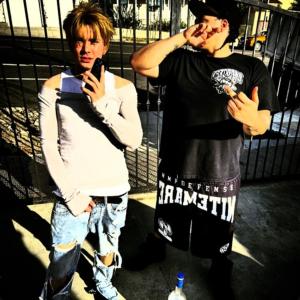 default playlist img