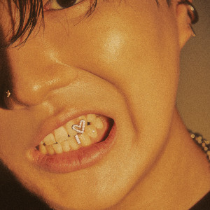 ดาวน์โหลดและฟังเพลง LOVE BITE พร้อมเนื้อเพลงจาก 장성환