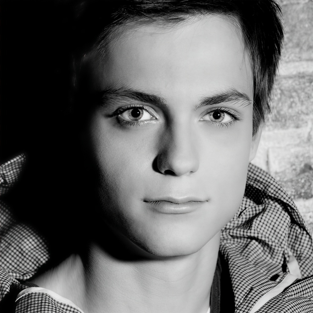 DJ Julian