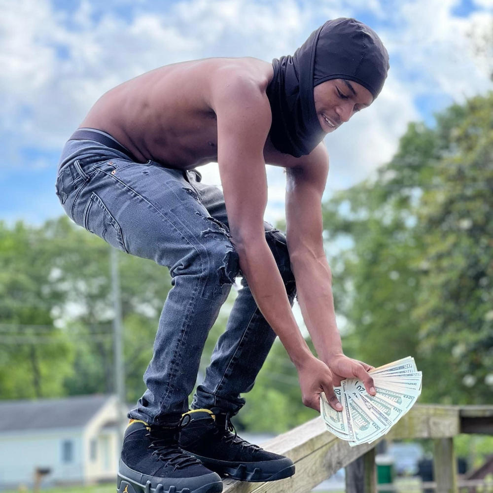 switch da crowd (Explicit)