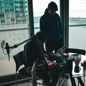 default playlist img