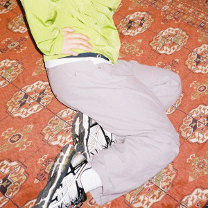 Dengarkan fallin (feat. Liss) [vsclm Remix] (vsclm Remix) lagu dari 죠지 dengan lirik