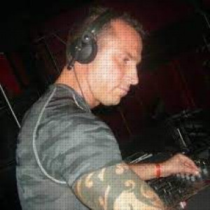 收聽Stefanino Dj的House 2020歌詞歌曲
