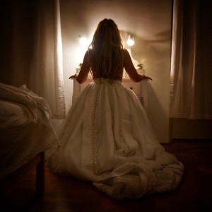 Dengarkan lagu Brodolom nyanyian Elis Lovric dengan lirik