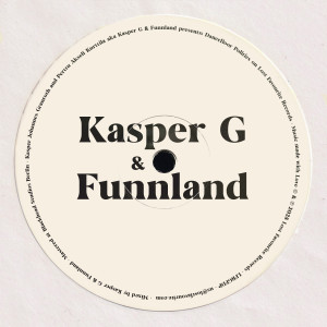 ดาวน์โหลดและฟังเพลง Dancefloor Politics พร้อมเนื้อเพลงจาก Kasper G