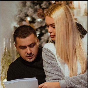 Dengarkan lagu Ama nyanyian Genc Prelvukaj dengan lirik