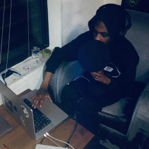 Ske的專輯ain inna dat (feat. imsomarcus & yotti) [Explicit]