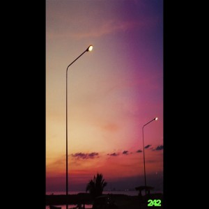Listen to ใครจะไปรู้คำตอบ ? song with lyrics from 242