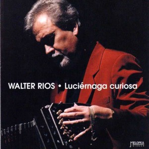 Walter Ríos的專輯Luciérnaga Curiosa
