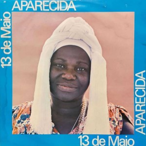Listen to É Mania Sua song with lyrics from Aparecida