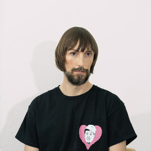 Dengarkan lagu Rick Moranis (Explicit) nyanyian Neon Brown dengan lirik