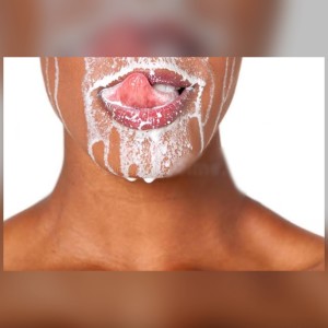 ดาวน์โหลดและฟังเพลง Toma Leitada (Explicit) พร้อมเนื้อเพลงจาก mc iury 17