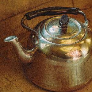 收聽Albé的Cercapersone歌詞歌曲