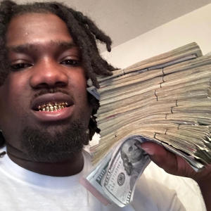 BBG Juice的專輯Grew up servin feens (Explicit)