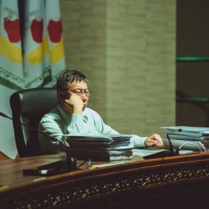 Listen to Do things right (feat. Chunyan) song with lyrics from 柯文哲