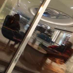 收听ЛИЛРотя的Ривьера (Explicit)歌词歌曲