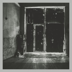 ดาวน์โหลดและฟังเพลง Consume พร้อมเนื้อเพลงจาก The Diamond Dead