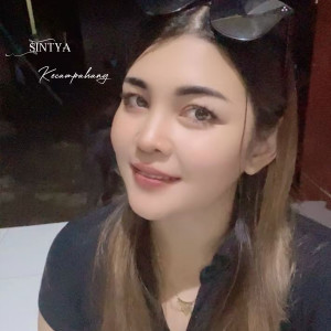 Listen to KECAMPAHANG song with lyrics from Sintya