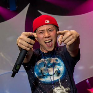 MC STONE ดาวน์โหลดและฟังเพลงฮิตจาก MC STONE