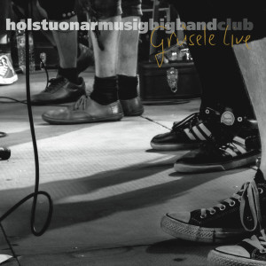 Dengarkan Trumpets Everywhere (Live) lagu dari Holstuonarmusigbigbandclub dengan lirik