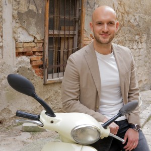 Listen to KAD BOG NAS U JEDNO SPAJA song with lyrics from Marko Skugor