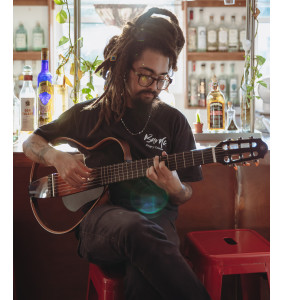 default playlist img