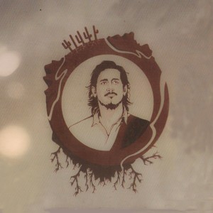 收聽Cololo Macedo的Casabindo歌詞歌曲