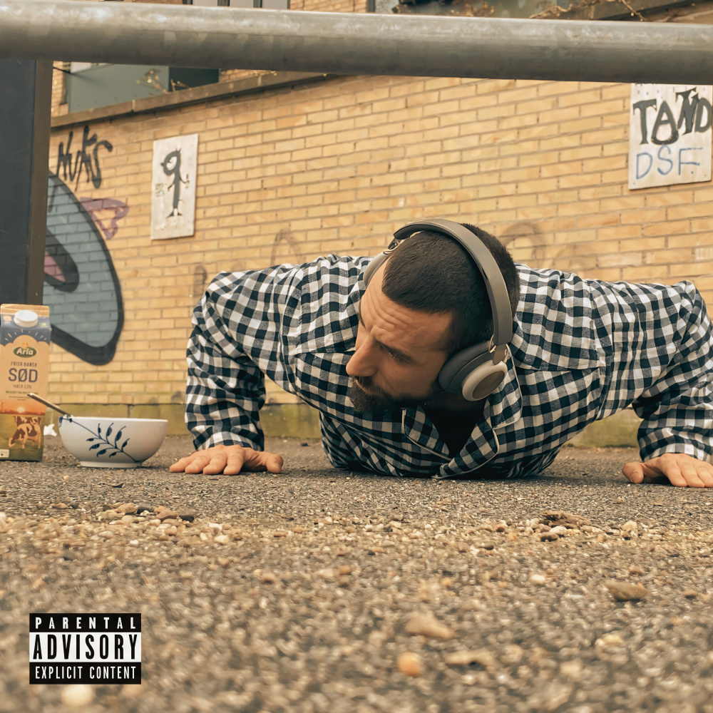 100 Push Ups (Explicit)