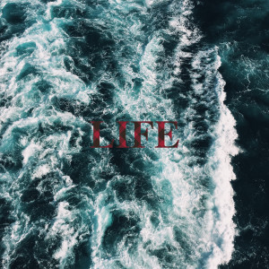 收聽LIFE的Ocena歌詞歌曲