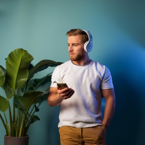 default playlist img