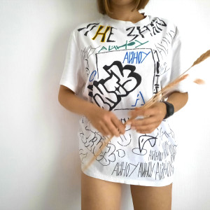 收聽АЙНОУ的Я не знаю歌詞歌曲