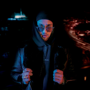 Listen to Tak daleko (Explicit) song with lyrics from Alex Choupenitch