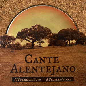 Listen to Ceifeira, Linda Ceifeira, Lá nos Campos, Secos Campos song with lyrics from Grupo Coral Do Sindicato Mineiro De Aljustrel