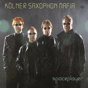 ดาวน์โหลดและฟังเพลง Schweine im Weltall พร้อมเนื้อเพลงจาก Kölner Saxophon Mafia