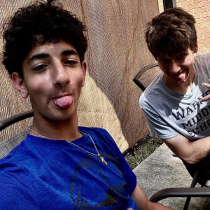 default playlist img