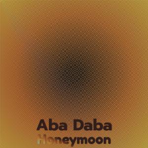 Dengarkan It's a Fine Life lagu dari The Original Broadway Cast dengan lirik