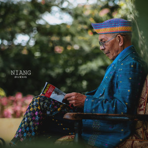 Lipooz的专辑Niang (Rumah) [Explicit]