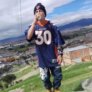 Rey Jam的专辑Cómo Explicarle Al Corazón