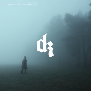 收聽Dermot Kennedy的Moments Passed (Mike Dean Remix)歌詞歌曲