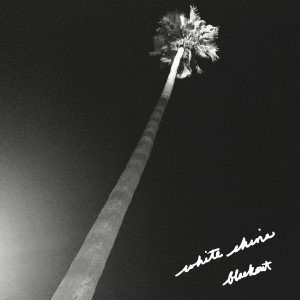 收聽White China的Blackout歌詞歌曲