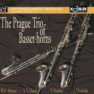 Dengarkan Mozart: Divertimento No.4 In B Flat Major K.186 - II. Menuetto lagu dari Healing Classic dengan lirik