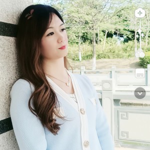 收聽雲兒的爲甚麼愛的模棱兩可 (cover: 倪紅) (完整版)歌詞歌曲